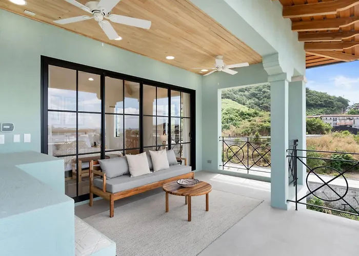 Сasa de vacaciones Sophisticated Modern With Ocean Views, Gorgeous Master & Private Jacuzzi