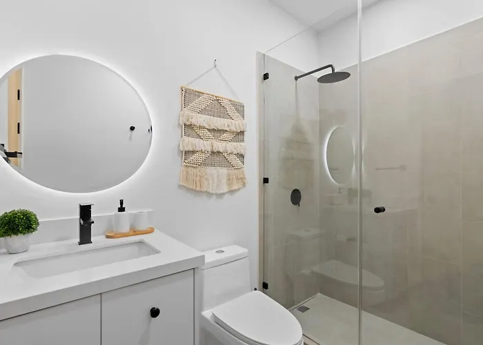 Sophisticated Modern With Ocean Views, Gorgeous Master & Private Jacuzzi Playa Danta