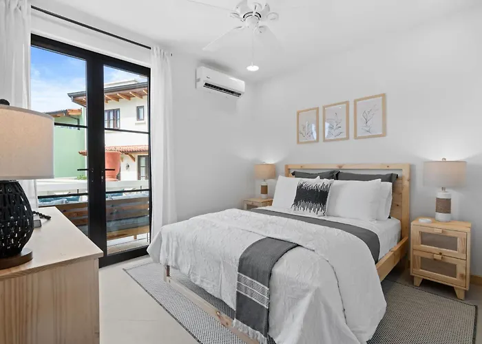 Ferienhaus Sophisticated Modern With Ocean Views, Gorgeous Master & Private Jacuzzi Playa Danta
