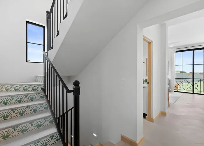 Sophisticated Modern With Ocean Views, Gorgeous Master & Private Jacuzzi Ferienhaus Playa Danta